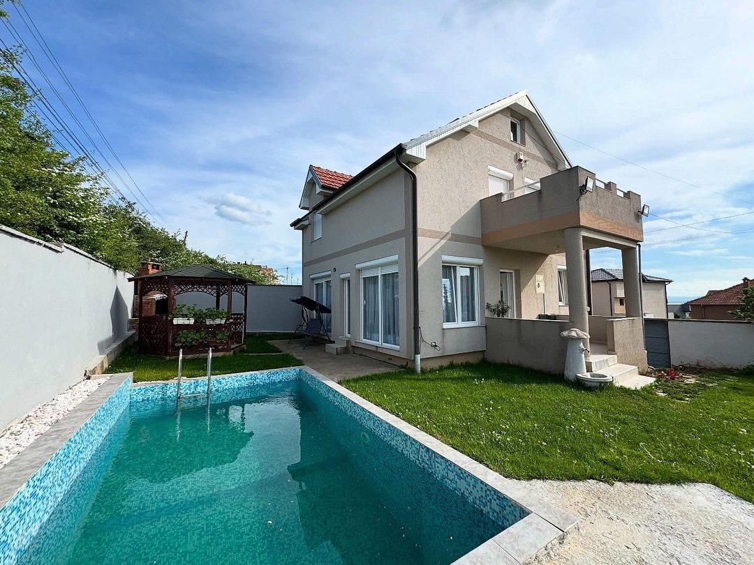 553791730_18294457885258391_3373106839145268204_n