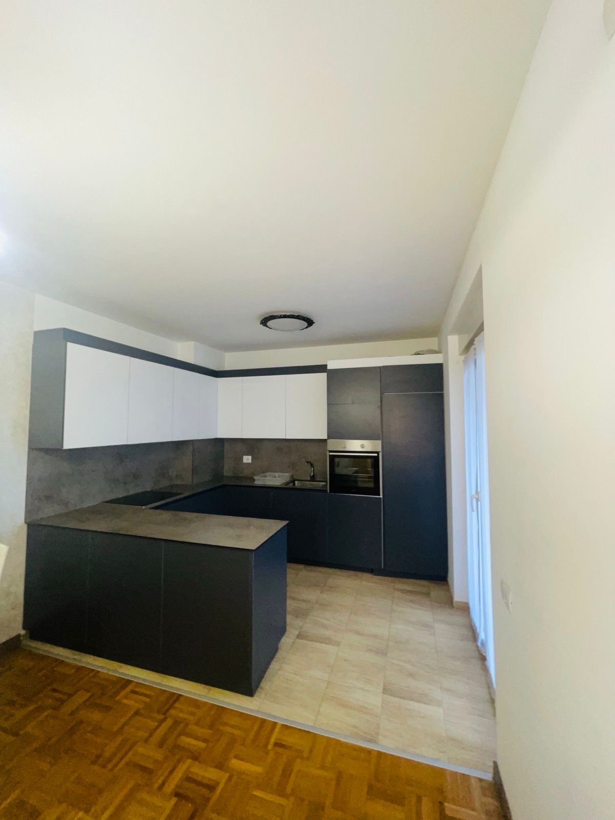 3b7c8640-903d-405f-9bc6-619afd3f16a2