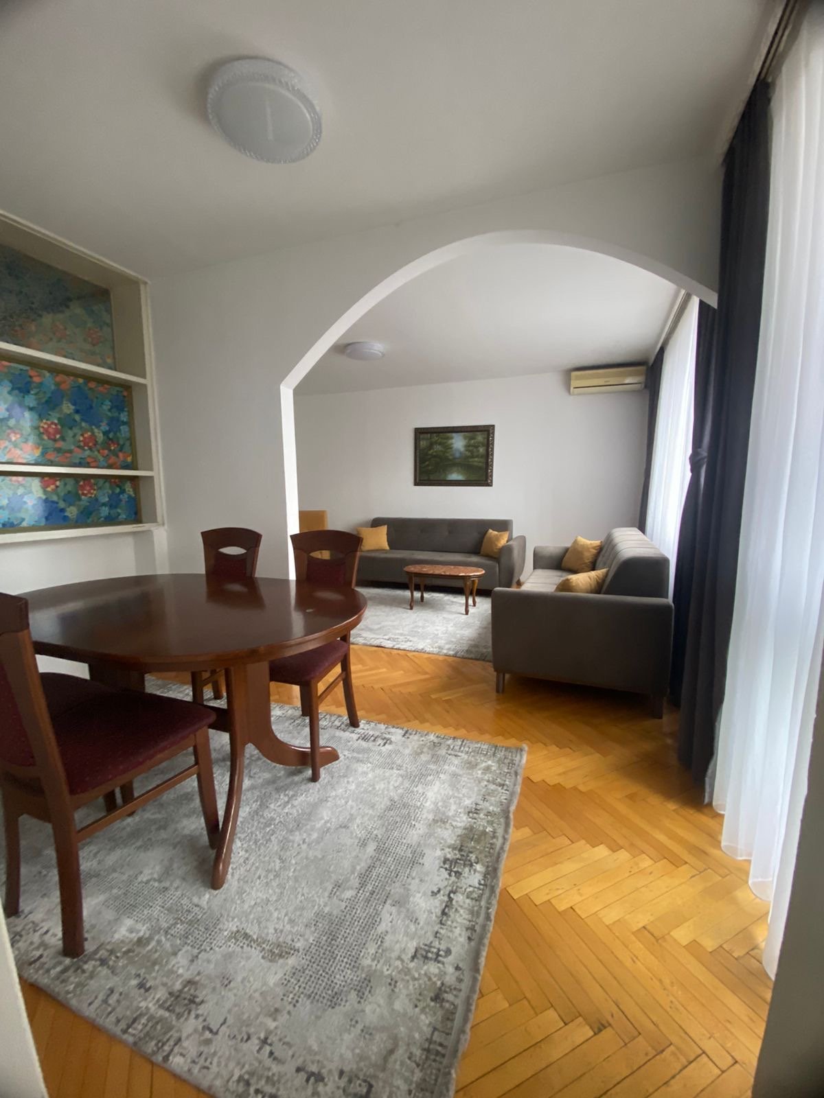 ec9e7761-c3ac-4426-86f4-451255470658